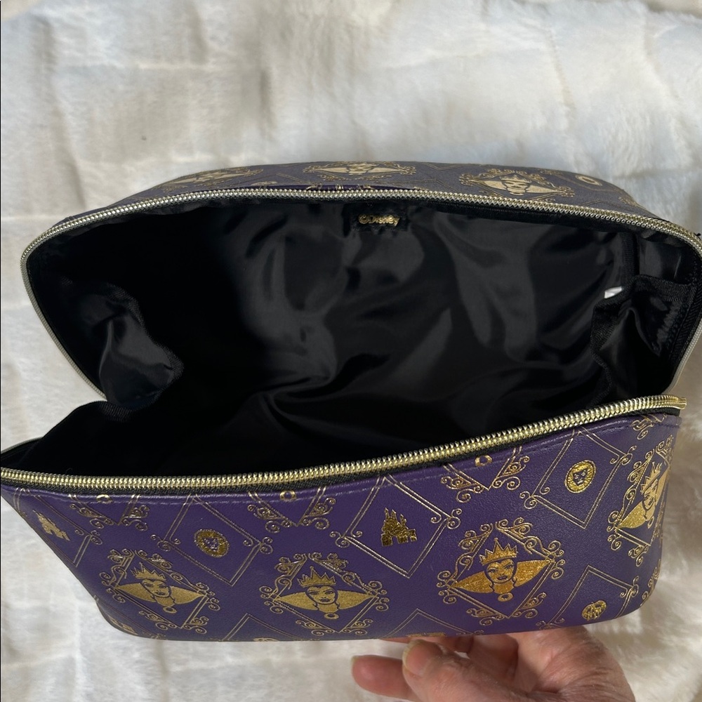 Bath & Body Works Purple and Gold Evil Queen Makeup Bag - Picture 3 of 6
